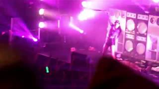 Major Lazer, Mela Murder "Hold The Line"