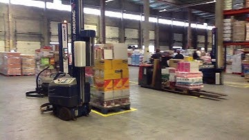 ROBOT quấn màng tự hành cho Logistics và Nhà kho