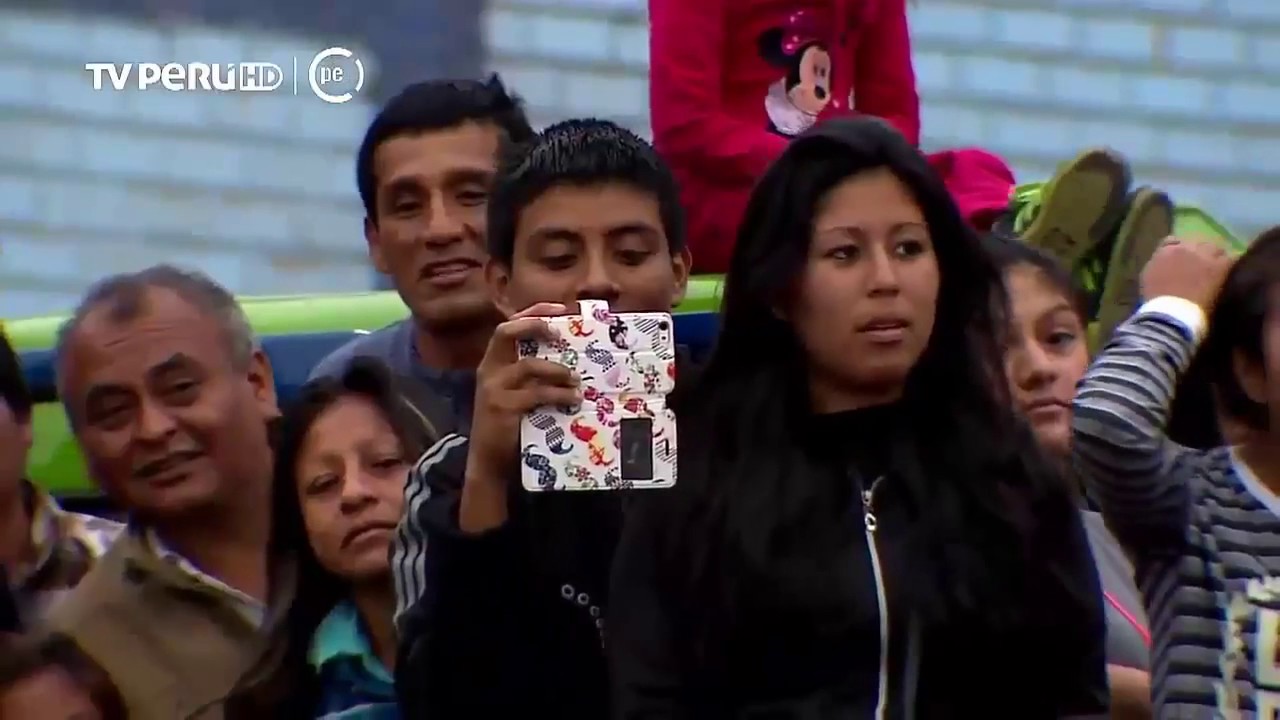 MIX TORNADO  Épocas de Cole    Estrella Y Tommy  Domingos de Fiesta TV Perú  04 10 15