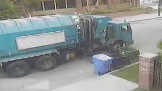 Pha xứ lý đi vào lòng đất