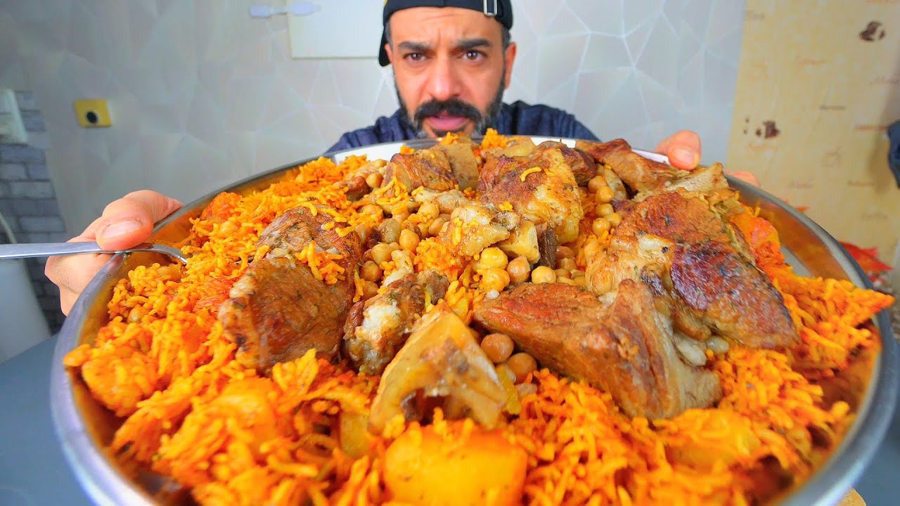 مطبك اضلاع العجل بالرز الأحمر اللذيذ Veal Ribs with Red Rice  (Mutabbaq) Mukbang Eating Show