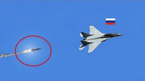 13 Minutes ago! Russian MIG-29 fighter jet shot down by US F-16 fighter jet in Moscow airspace!!!