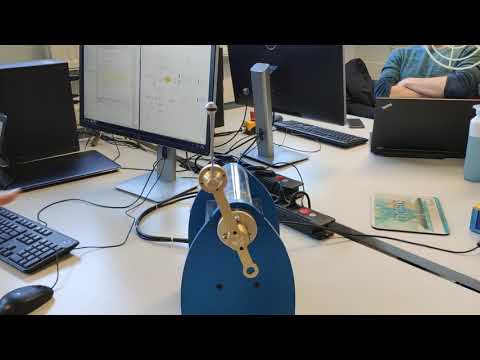 Inverted pendulum with manual disturbance [TU Delft, CSL, ROT1.1, 2020]