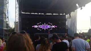 Bondax playing ID 2 @ Untold Festival 2015, Cluj-Napoca