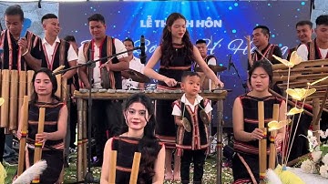 Hoà Tấu Nhạc Cụ Tây Nguyên trong đám cưới của nhóm Nhạc Cụ Thưm Siu