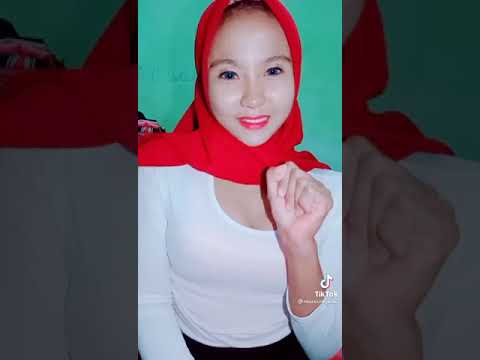 hijab hot, belahan mulus