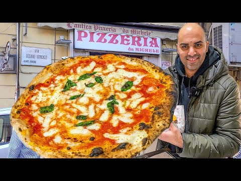 LEVEL 9999 Street Food in NAPOLI, Italy - KING OF PIZZA - Italian Street food tour in Naples, Italy