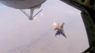 KC-135 Air Refueling with F-16s