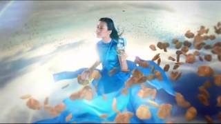 Karen Vendela On Mixnut Dua Kelinci