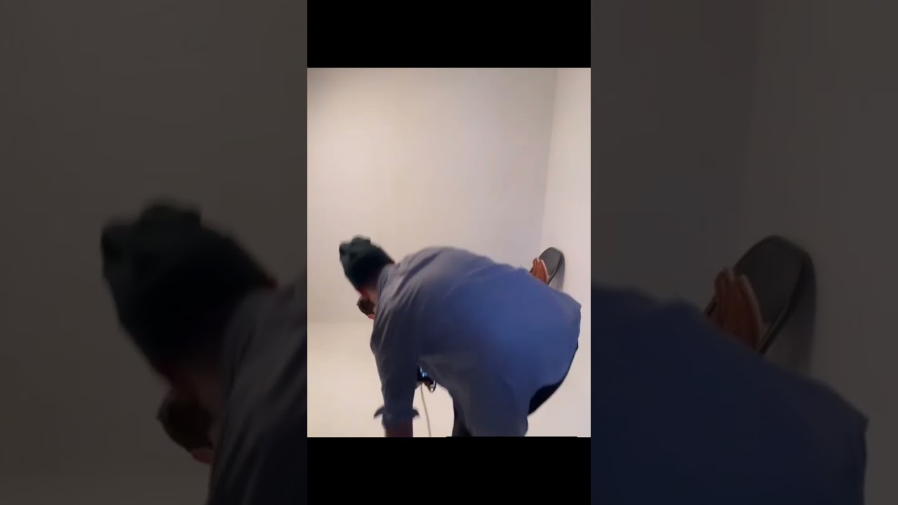 Justin Min bts during photo shooting. 