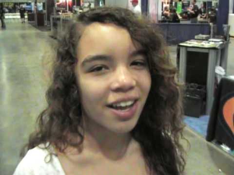 2010 Fit Expo: Jamie Eason interviews Nita Marquez