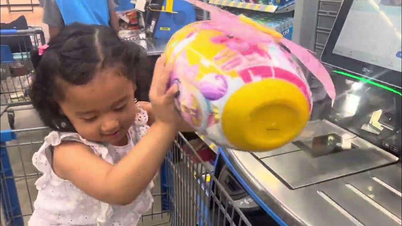 😳anbi scanning her toys YouTube