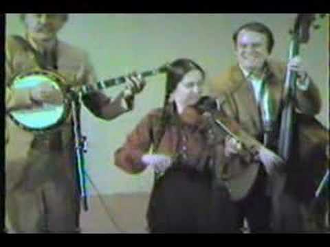 Clarinet Polka - Vivian Williams, fiddle