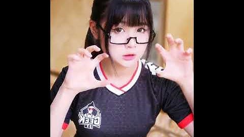 Bidadari nya (Geek Fam)😍❤