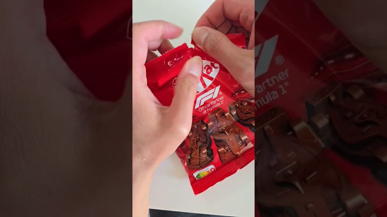 #kitkat #chocolatecar#toycars #snackfinds #finishallin5mins#buymoretomorrow