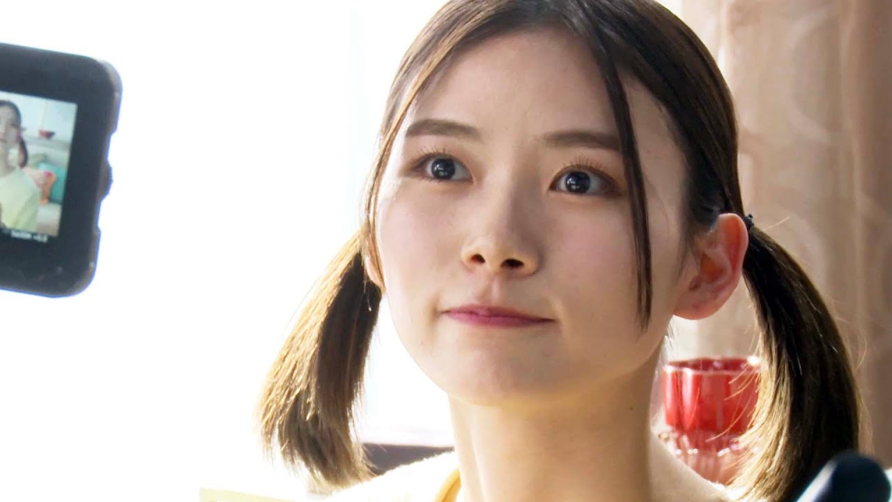 朝日奈央 監督と 変顔 のおさらいをする時は真剣顔 日清食品チルド まぜ麺の達人 Cm Youtube
