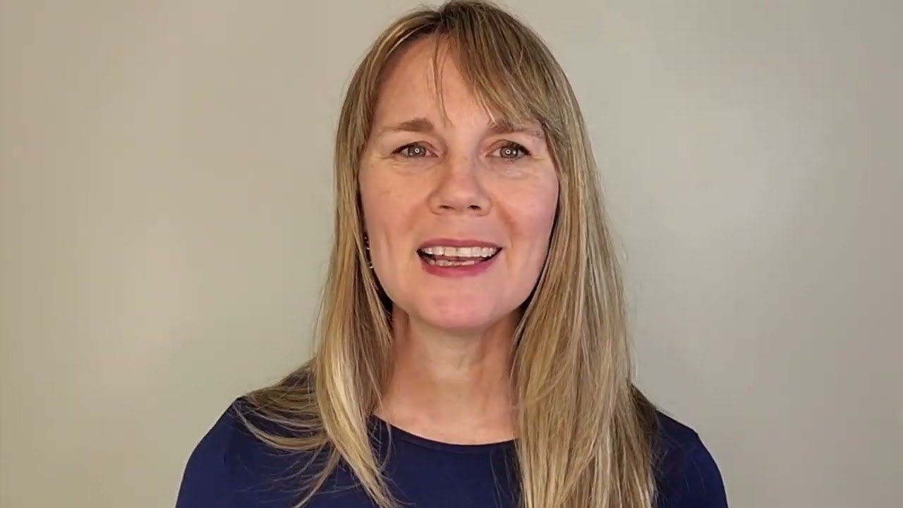 5 Common Public Speaking Myths & How to Speak with Confidence