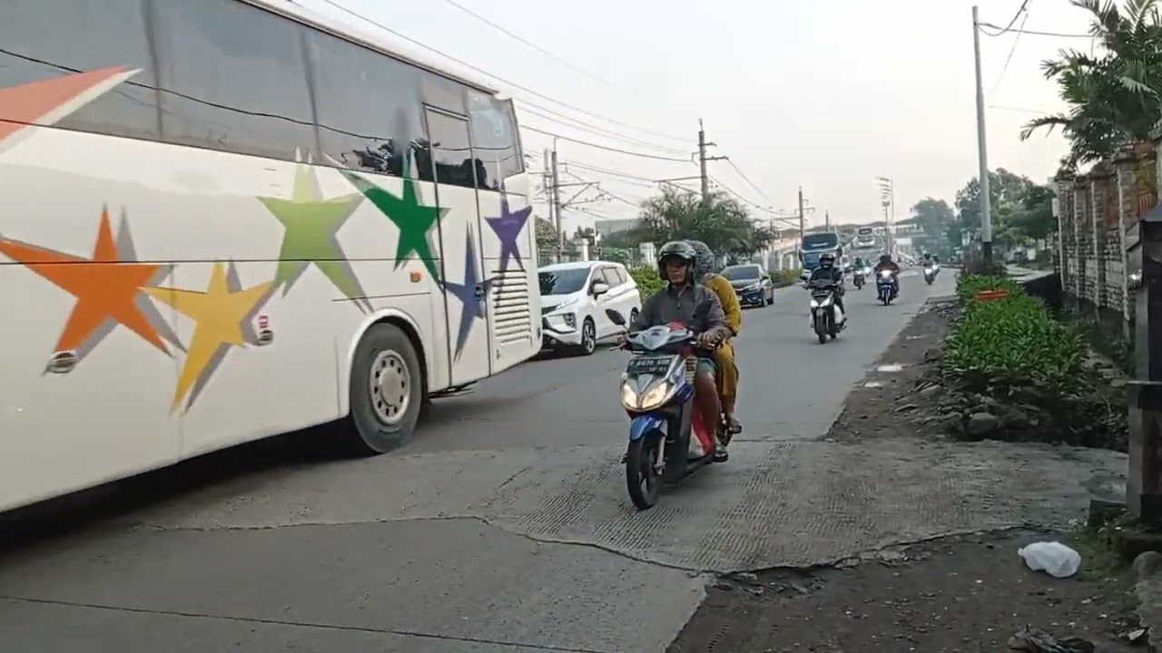 Harga Sewa Bus Pariwisata Sinar Jaya Langgeng Utama: Panduan Lengkap untuk Perjalanan Anda yang Tak Terlupakan