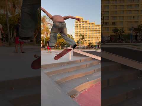 QUAL O NOME DESSA MANOBRA?🤨🔥 #skate #skateboarding #viral #youtubeshorts #shorts #lifestyle #sk8