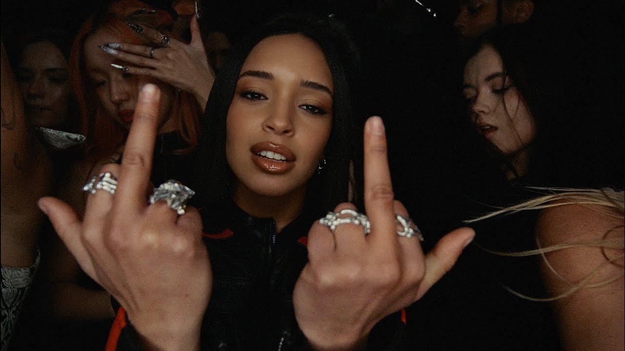 Dina Ayada - problems (Official Video)