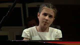 : Alexandra Dovgan - Felix Mendelssohn, Concerto for Piano No.1 in G Minor, Op.25