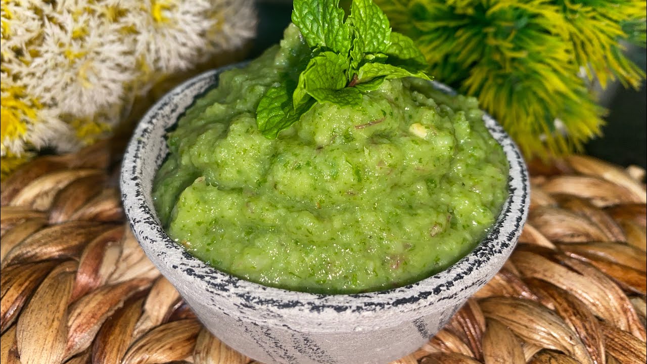 Spicy Raw mango chutney recipe | कच्चे कैरी और पुदीना की चटनी -Raw ...