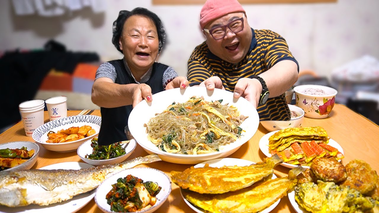 모자의 붕어빵급 먹방 스타일 ㅋㅋㅋ│간촐한 엄마 음식 밥상 Mukbang Eatingshow [Korea style Meatball,Pancake]