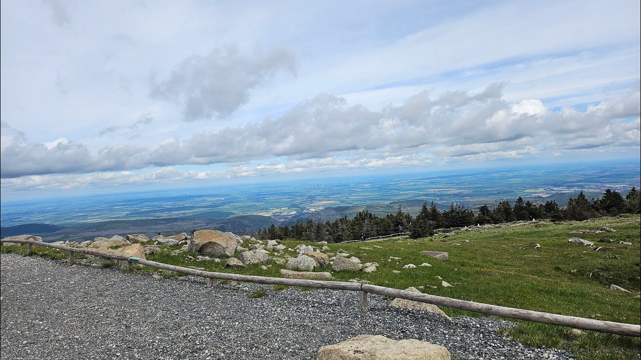 Motorradtour 2025 vom Ruhrpott in den Harz Teil 1 | Traumhafte Kurven, Abenteuer & Brockenbahn 🚂
