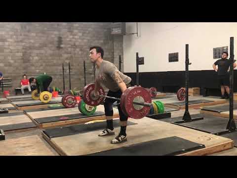 DELTA Weightlifting: Snatch Deadlift w/ 5 Second Descent