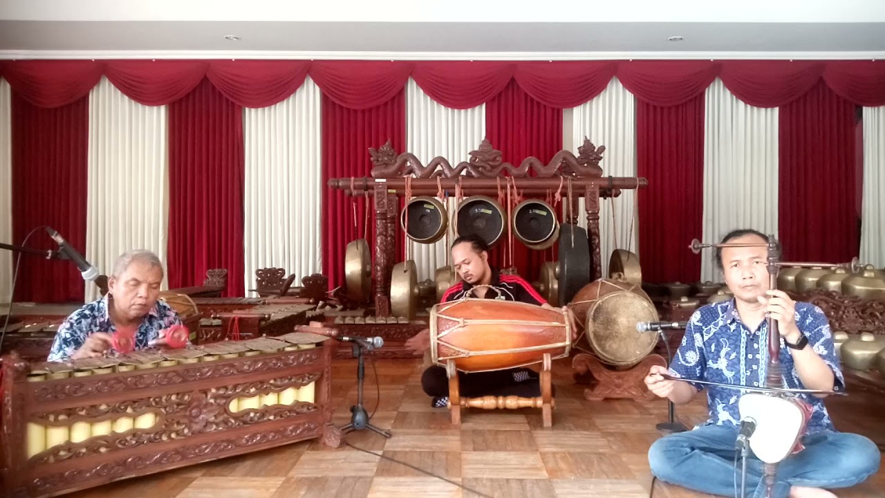 Gambirsawit, gendhing kethuk 2 Kerep minggah 4 laras slendro pathet Sanga (Rebab, Kendang, Gender)