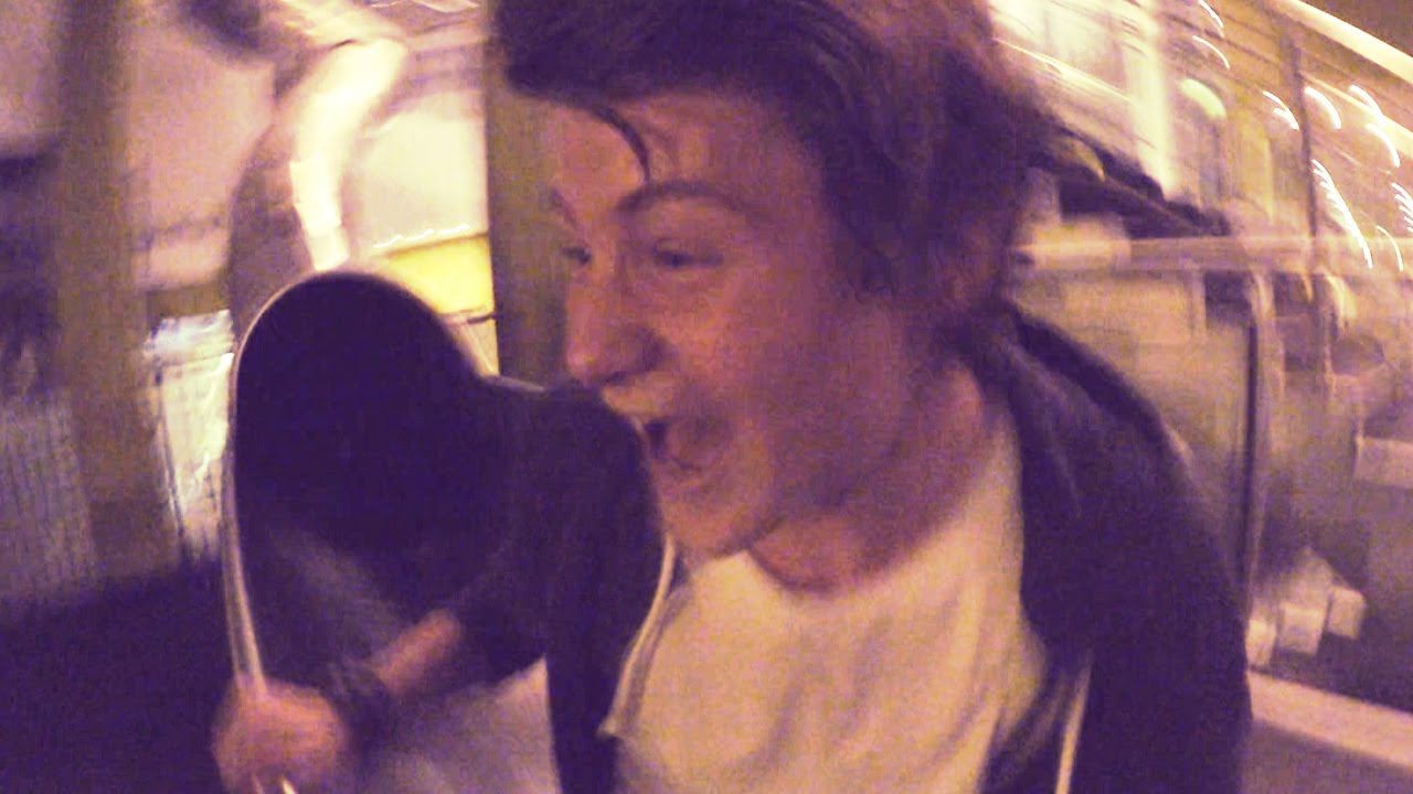 Heftigster Lachflash wegen einer Rutsche! - Longboard Tour Tag 21 | ungefilmt