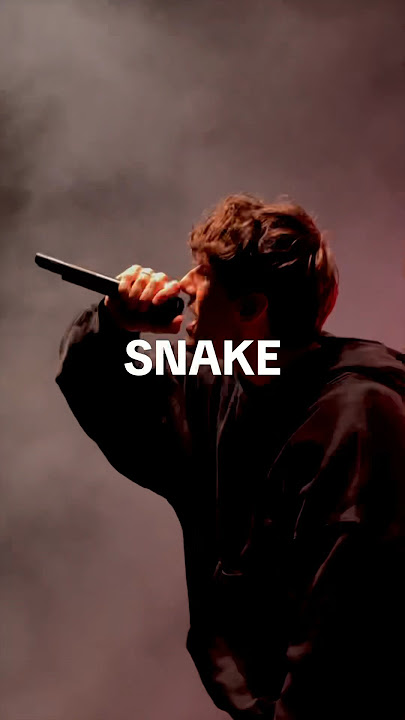 JVKE sings “this is what heartbreak feels like” LIVE #jvke #goldenhour