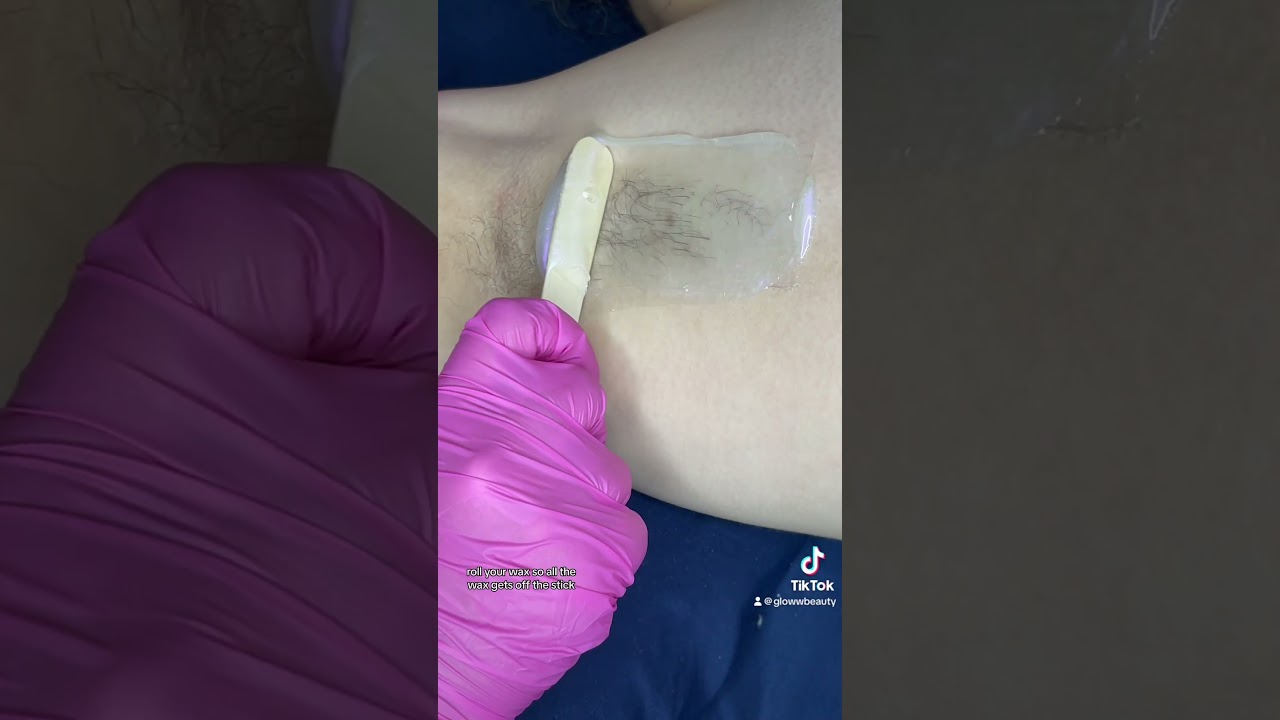 Underarms are my favorite to wax 🫶🏻✨ 