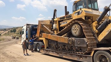Loading And Transporting The Caterpillar D9N Bulldozer - Fasoulas Heavy Transports