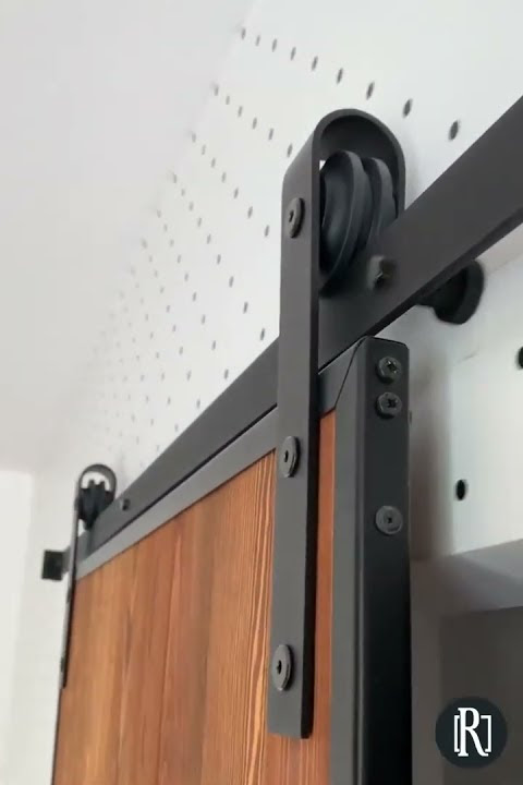 Metal sliding door @milanfabrication0
