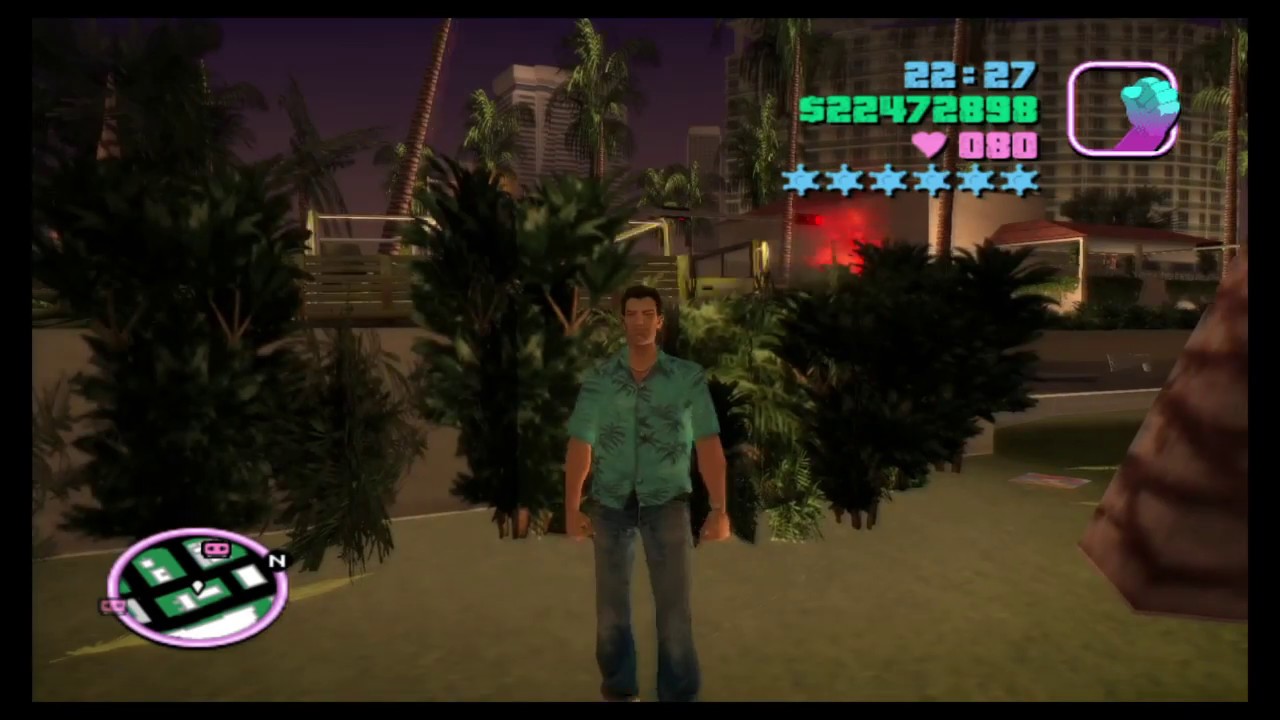 GTA Vice City Picking Up Powerful Weapons With 6 Star Wanted Level 