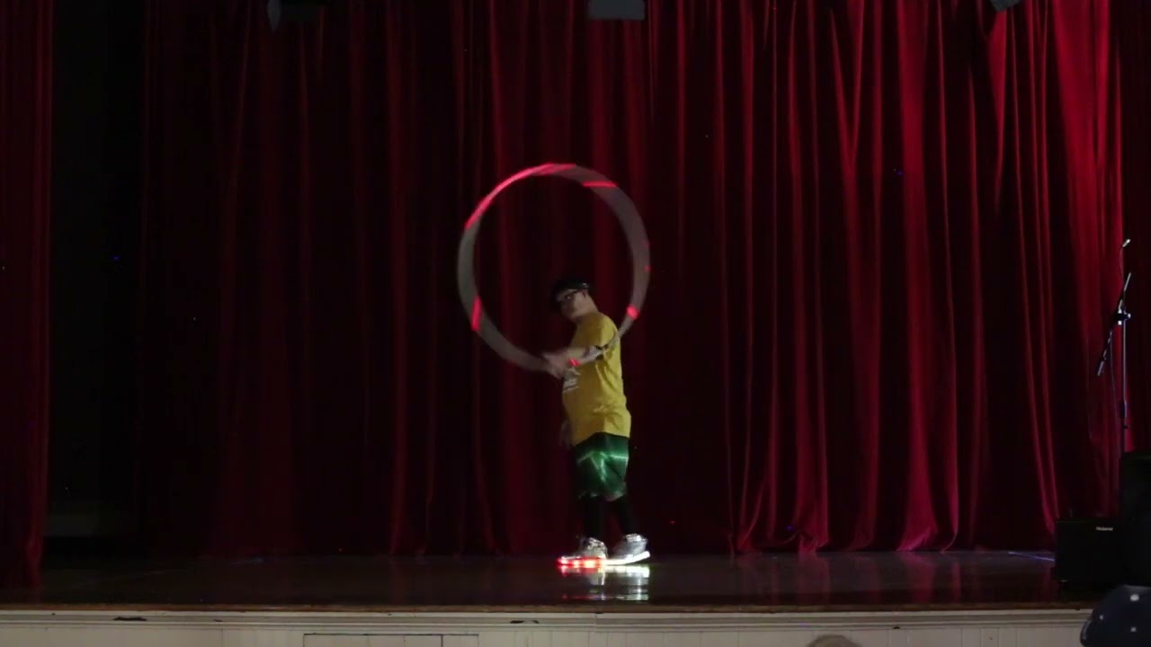 Magnificient Mike Hoops: Born To Dance 2022