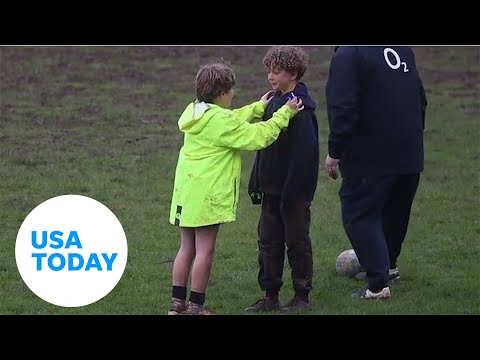 Young rugby player gives upset teammate uplifting pep talk | USA TODAY