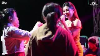 Thina ganas BKJ musik santuy in carita hanya satu persinggahan