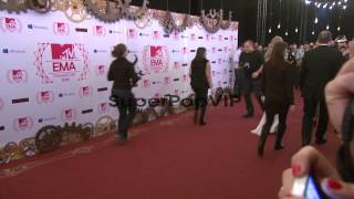 Taylor Swift at MTV EMA's 2012- Red Carpet Arrivals at Fe...