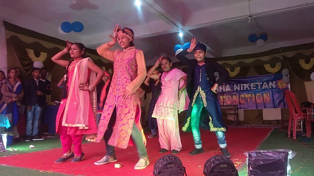 Morni Banke Dance By School girls | Guru Randhwa | Neha Kakkar ...