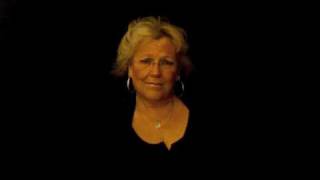 LOVE CAN BUILD A BRIDGE BY THE JUDDS (SIGN LANGUAGE)
