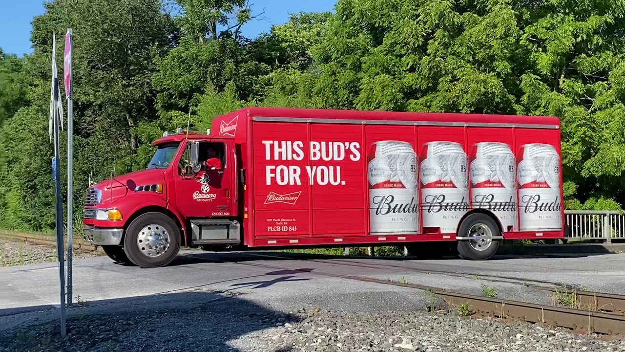 Budweiser Delivery Truck 7/14/20 YouTube