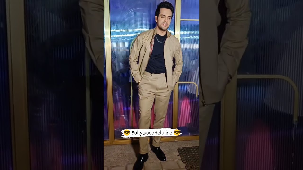 Gaurav S Bajaj At The Red Carpet Of IWMBuzz Media Network Award |