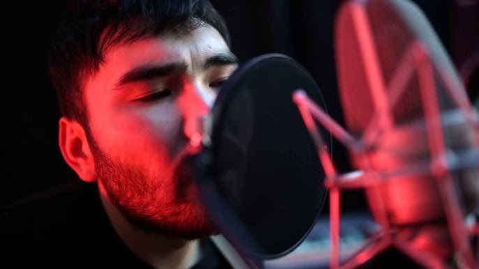 Жаңа порно үлкен кеуделер