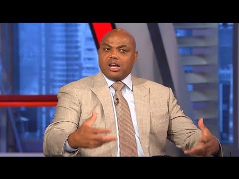 Video: Den motsatta av fruktansvärda: Charles Barkley lägger sina pengar där hans mun är när den kommer till välgörenhet