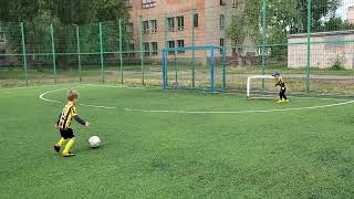 Детский футбол (U-5). Обводка. Children's football training 5 years (U-5). Stroke