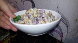 Очень простой и вкусный салат. Очень простой и вкусный салат.