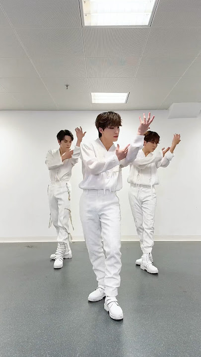 Please don't tell me #Wait 🤫 with #SEUNGKWAN#승관#VERNON#버논#SEVENTEEN#세븐틴#DINO#디노#DINO_Wait #shorts