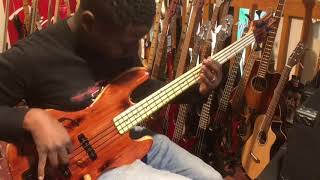 Gary Luthery Jazz Bass Test